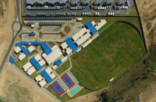 Amberfield College image 2