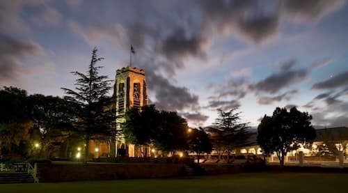 ST ANDREW'S COLLEGE - School building exterior