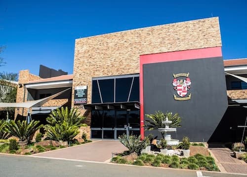 Crawford International Ruimsig - School building exterior