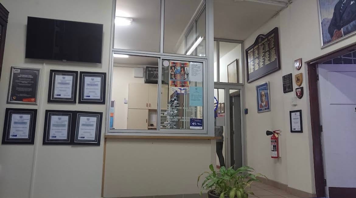 Norman Henshilwood High School image 2