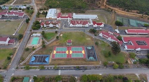DE VILLIERS GRAAFF HOERSKOOL - School building exterior